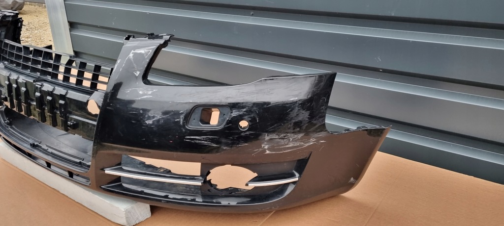 фото №6, Audi a4 b7 2004- бампер перед оригинал c407