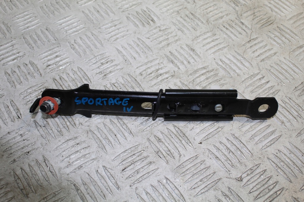 фото №1, Регулировка ремней kia sportage 4 iv 88890-d7000