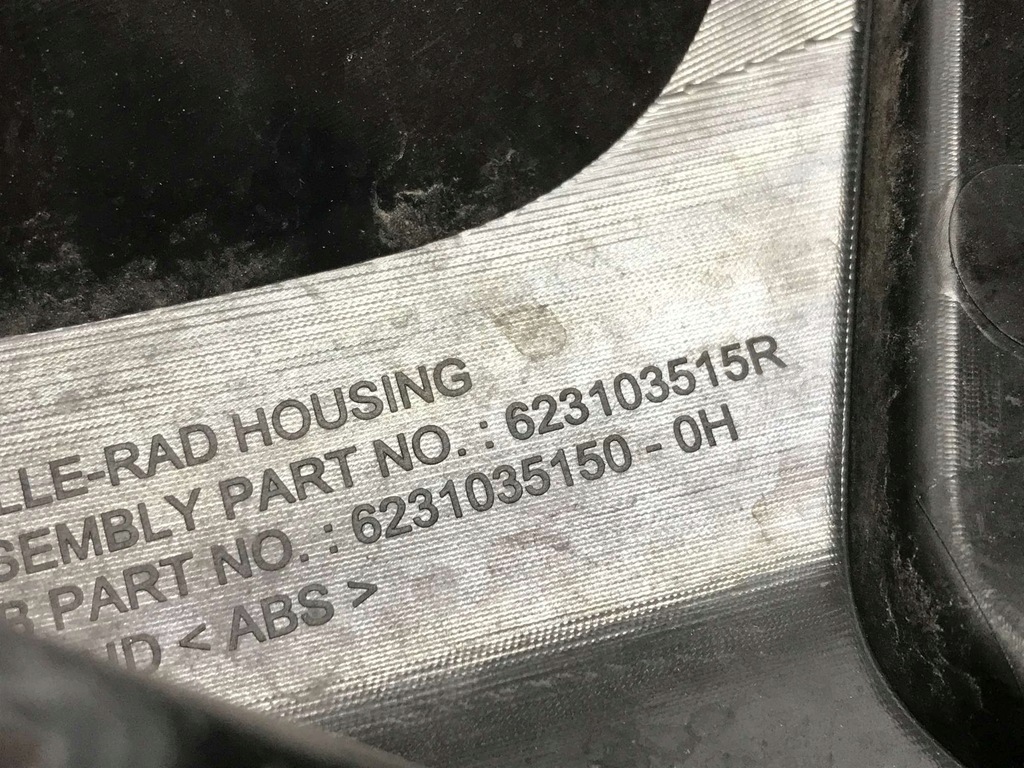 фото №15, Renault arkana решётка радиатора бампера перед 623103515r