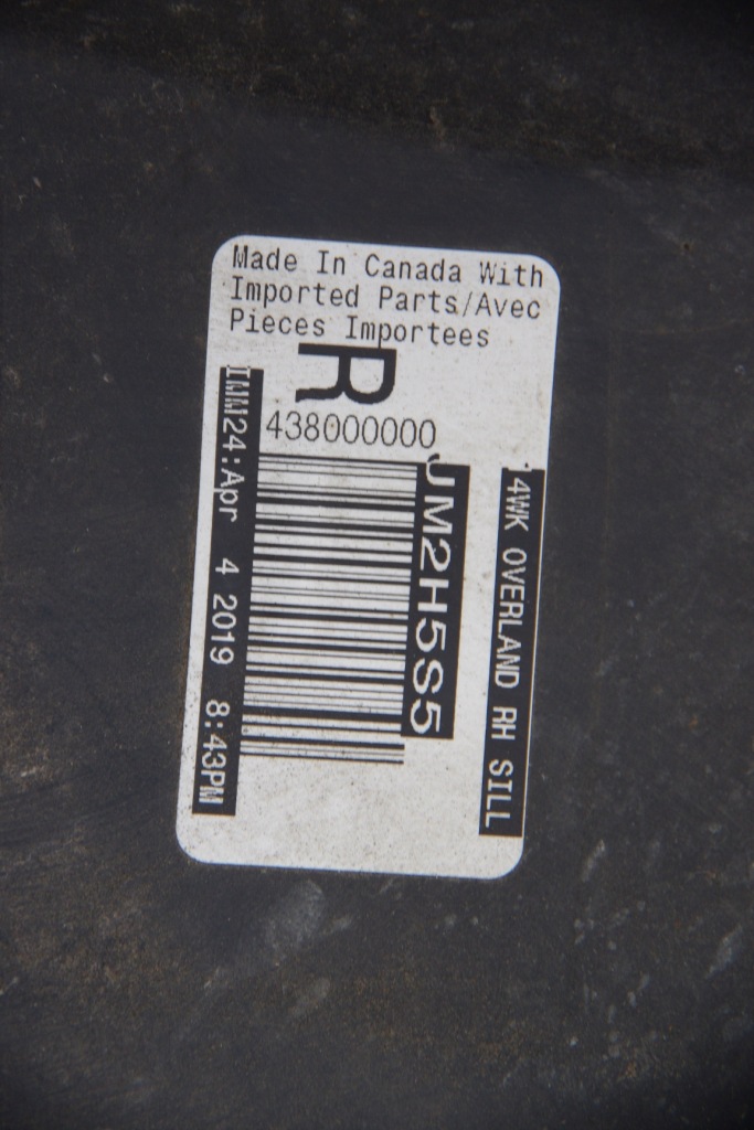 Молдинг порог правая jeep grand cherokee wk2 overland рестайлинг  pw7 bright white в Украине