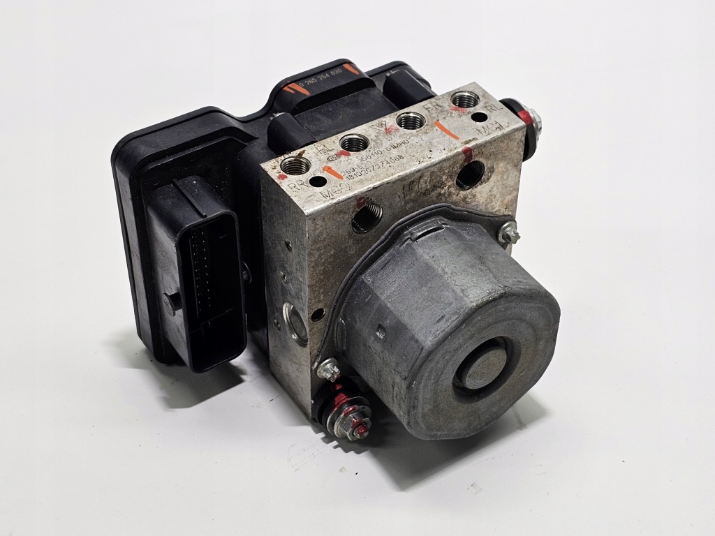 Насос тормозная abs блок управления suzuki sx4 cross lift 1.0t #4564 Недорого