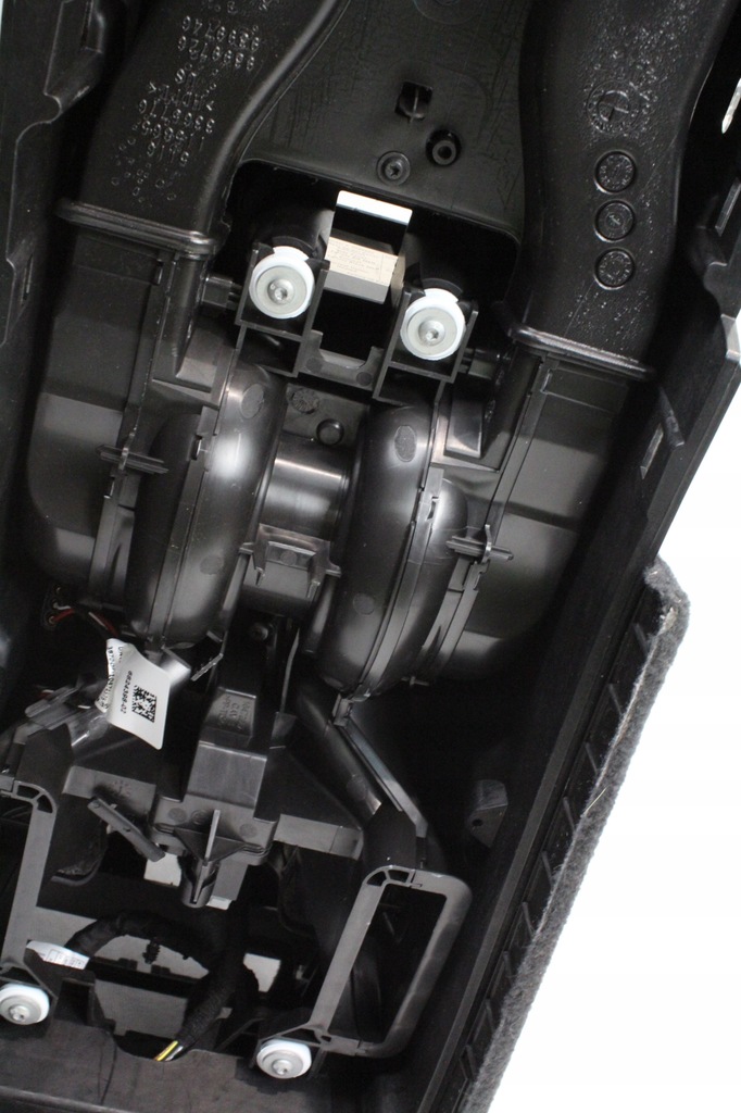 фото №8, Туннель средний подогреваемый подлокотник bmw g07 x7