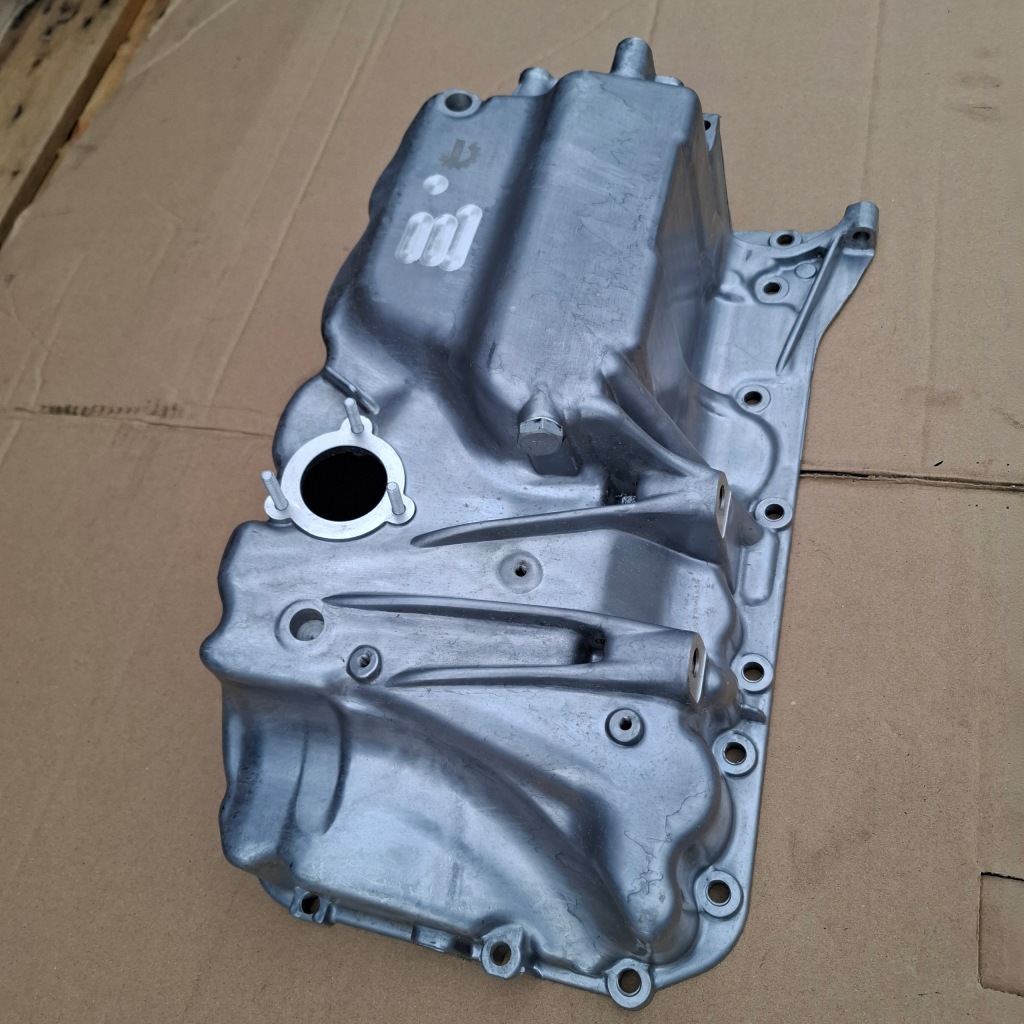 Bmw f45 f46 f48 x1 x2 f39 8611693 8 611 693 b48 b42 піддон oil pan oil піддон в Україні