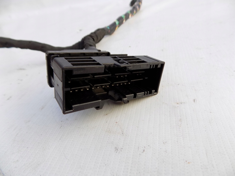 фото №3, Clio iii 3 modus r2 колодка штекер pod сидіння правий