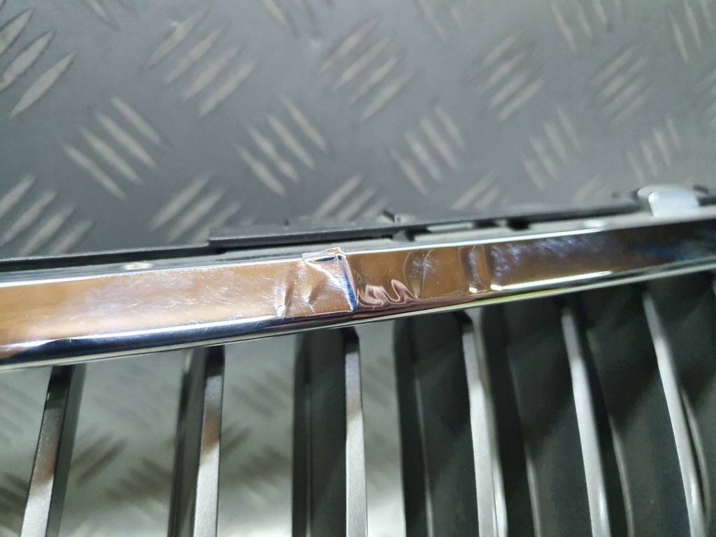 Решітка радіатора решітка радіатора lexus rx 09-12 hybrid Ціна