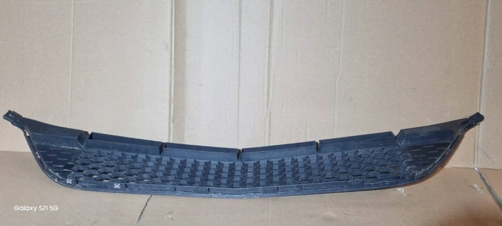 Решітка середня бампера mercedes-benz a w177 amg Недорого