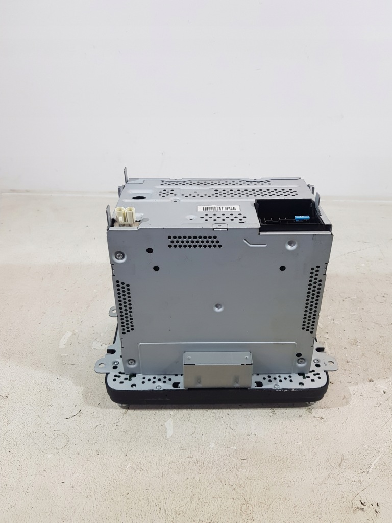 фото №7, Радио навигация 3c8035195f vw tiguan 5n skoda audi 2.0 tdi eu