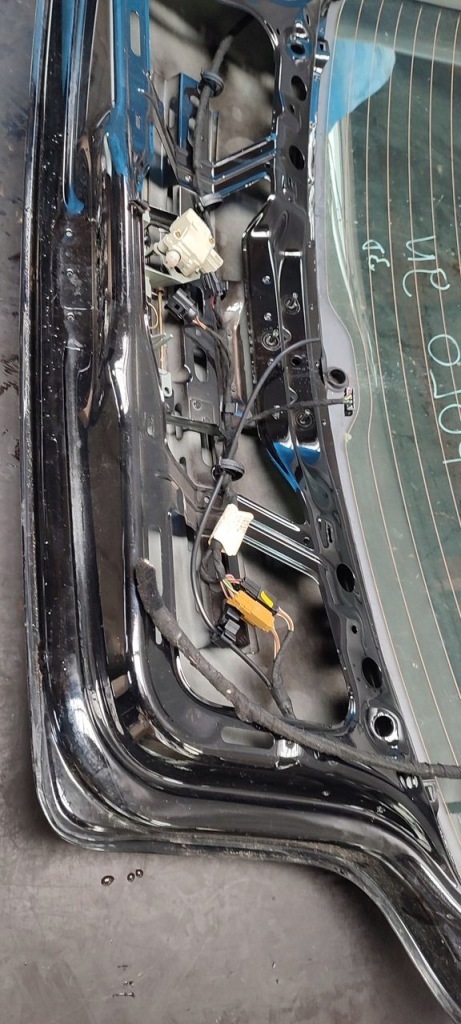 фото №10, Крышка багажника багажника vw polo 9n 1,2 12v l041