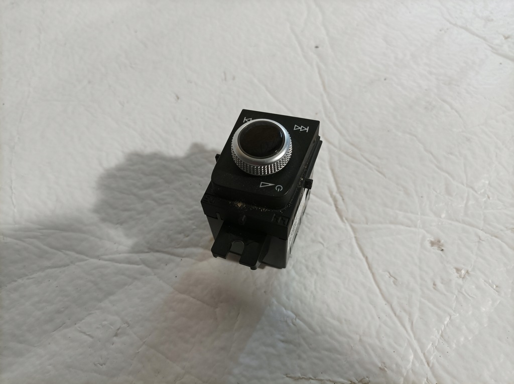 фото №1, Audi q5 ii регулятор гучність 80b919616