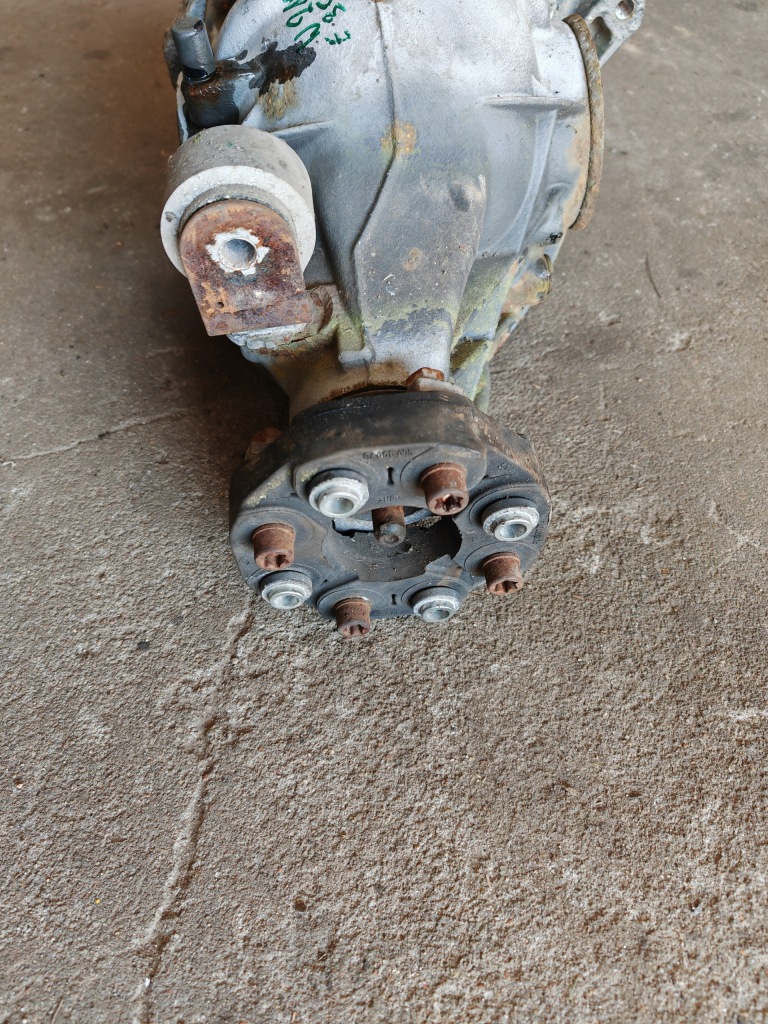 Міст диференціал диференціал mercedes w212 e klasa e350 cdi v6 2123503201 2.47 Недорого