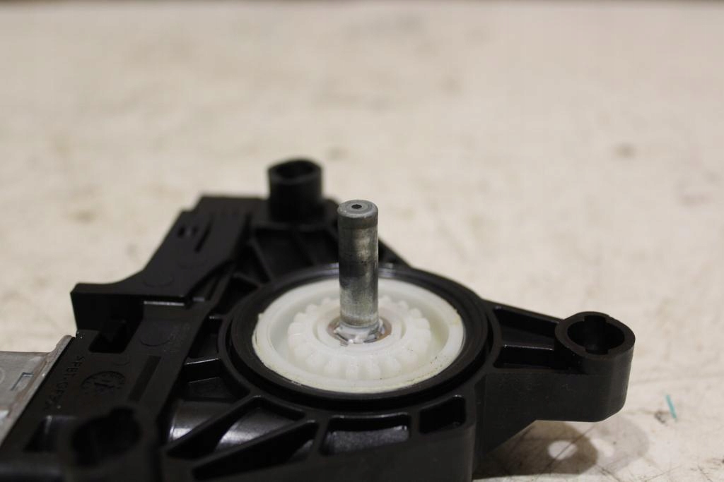 фото №10, Моторчик стекло левый volvo v40 966268-10