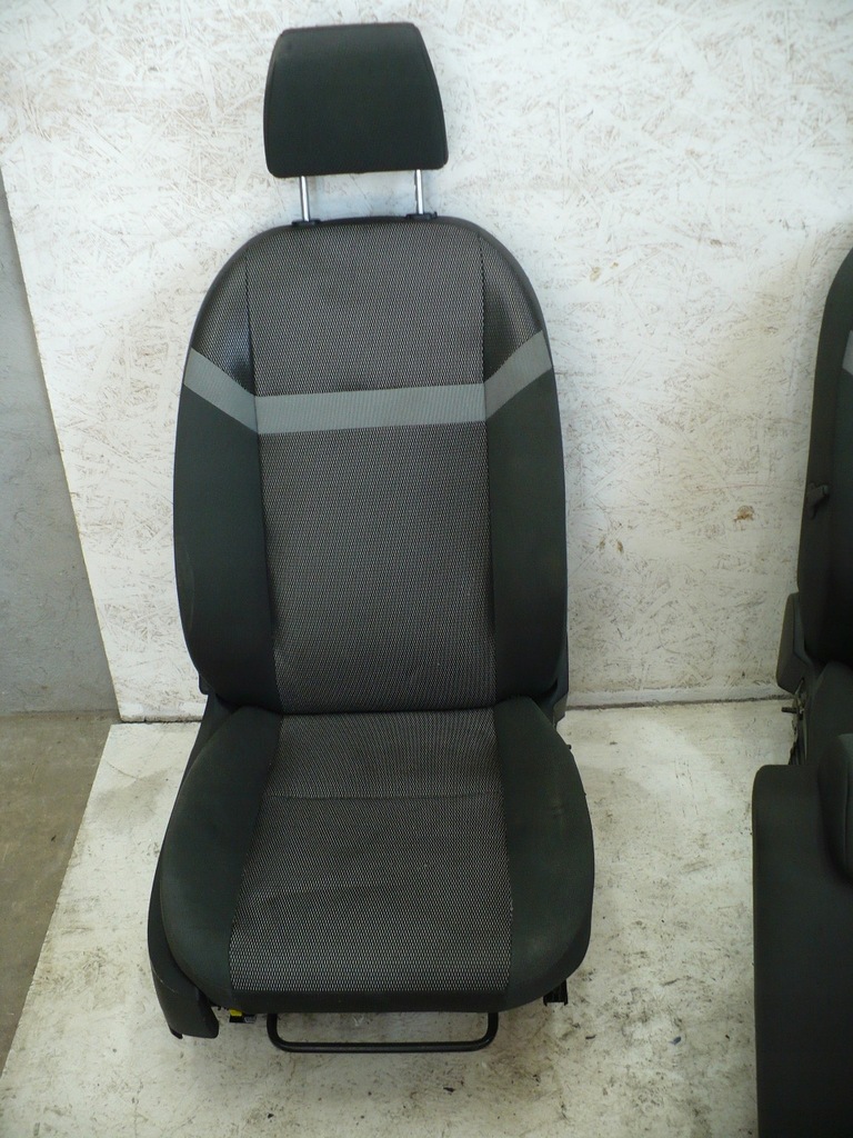 фото №4, Ford kuga mk1 сидіння + заднє сидіння підігрів комплект