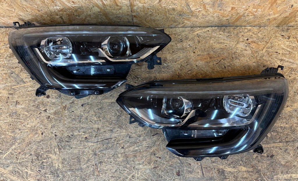 фото №1, Лампи лампа ліва права перед комплектна renault megane iv довгий led