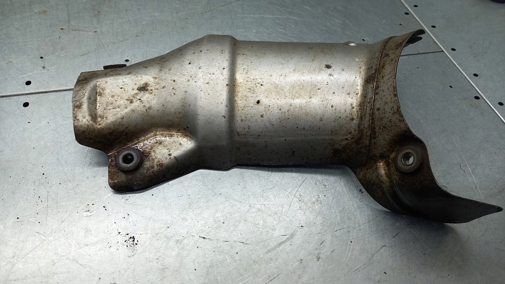 фото №1, Защита катализатора тепловая toyota avensis t25 05r 2.0d