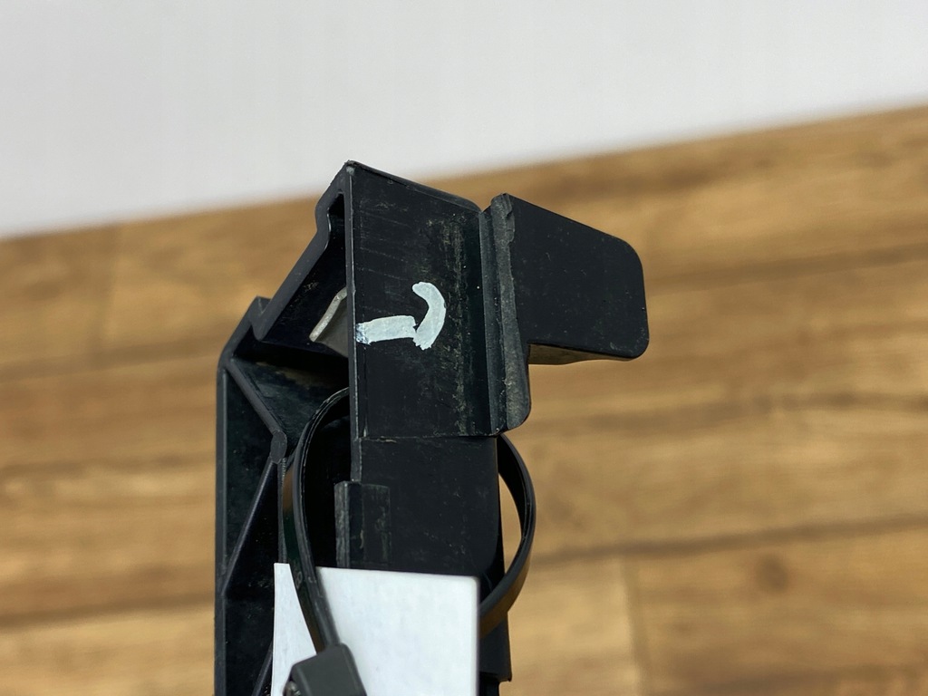 фото №7, Напрямна кронштейн бампера dodge challenger 2015+ usa