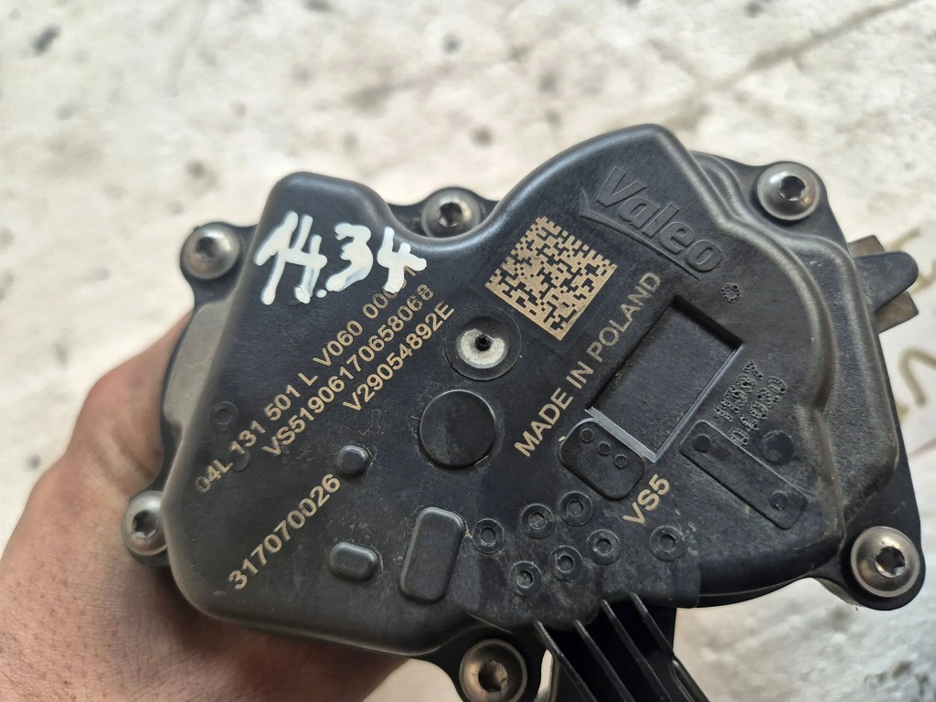 фото №5, Дроссельная заслонка 04l131501l vw jetta iv caddy iv audi seat skoda 2.0 tdi