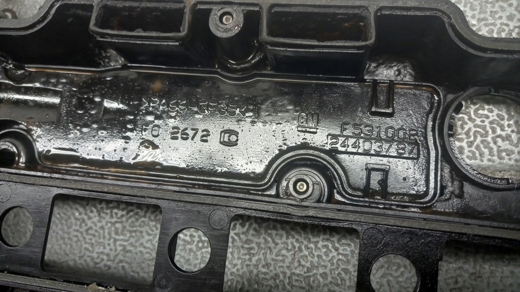 фото №5, Крышка клапанов opel agila 1.2b 00r 24403787