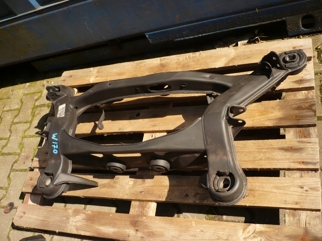 Купити Балка задній mercedes slk w170