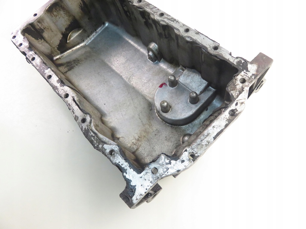 фото №8, Поддон масляная skoda roomster 1.9 tdi - bsw 038103603n bez датчика