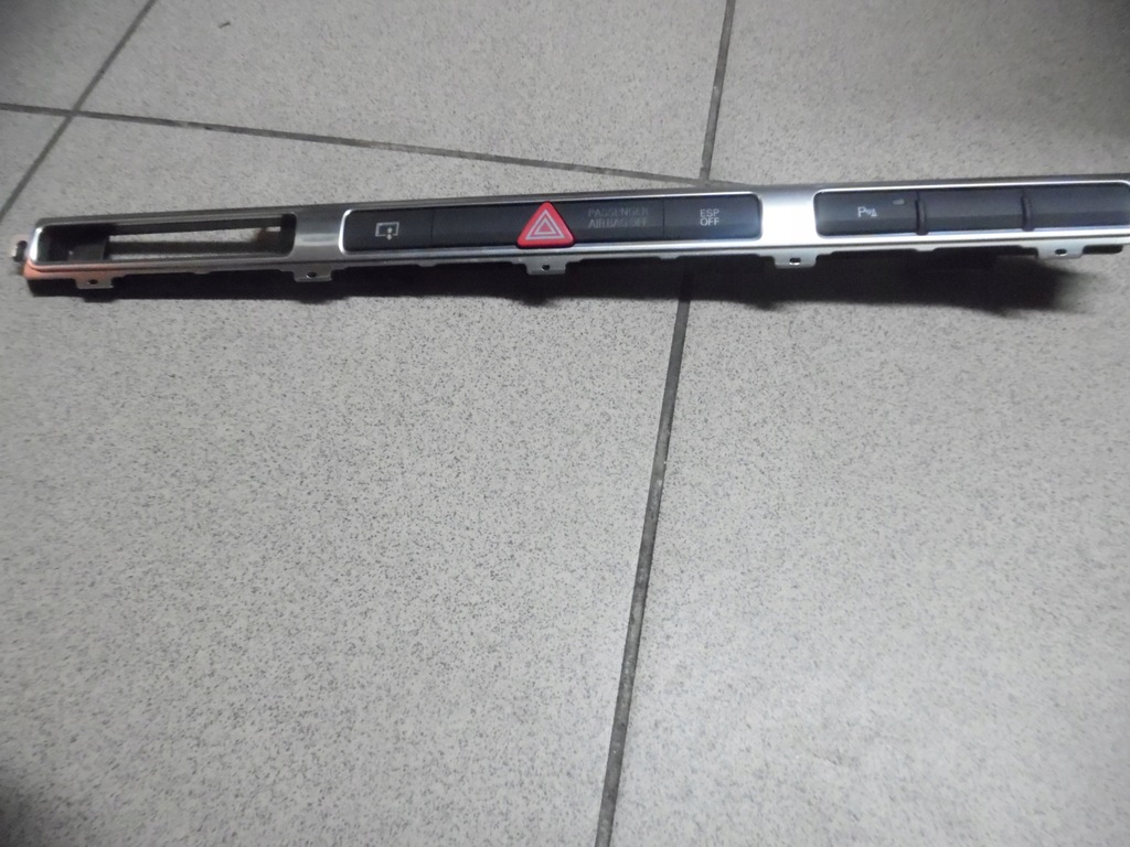 фото №8, Audi a8 d3 панель 4e2927137ep