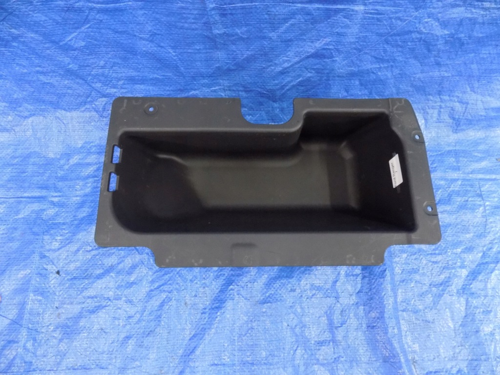 Купити Бардачок задній задній правий ranger 3 1,5kabiny 12-