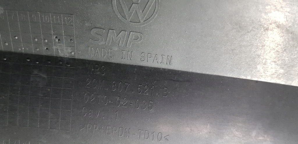 фото №14, Спойлер накладка бампера задня чорний оригінальний номер vw t-cross 2gm8075219b9