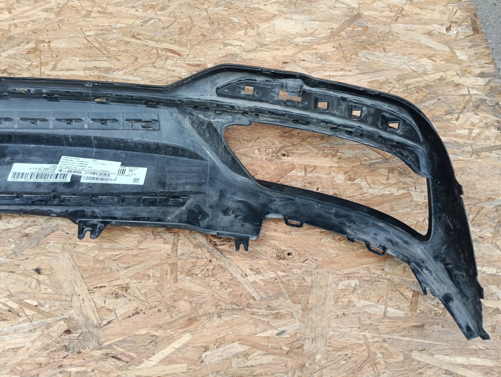 Диффузор спойлер бампера задний  8w0807521aa audi a4 b9 Оригинал