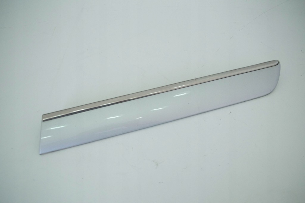 фото №1, Mercedes-benz оригинальный номер a2156900562 молдинг крыла задняя