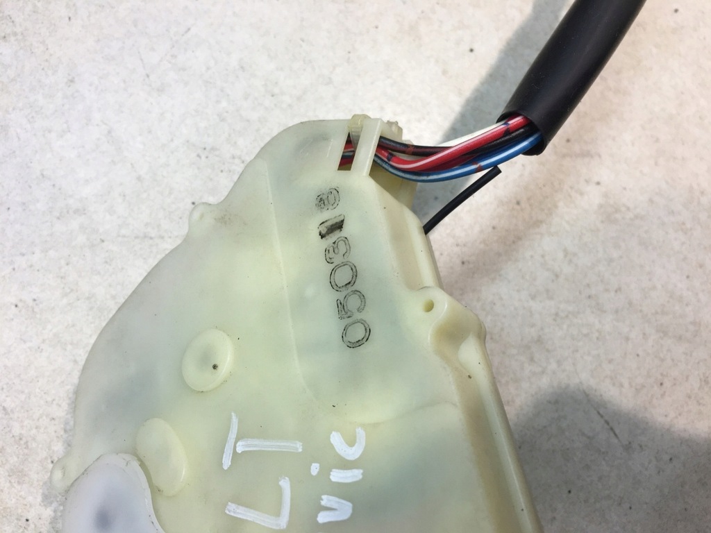 фото №7, Замок дверь левый задняя honda civic vii 6 pin