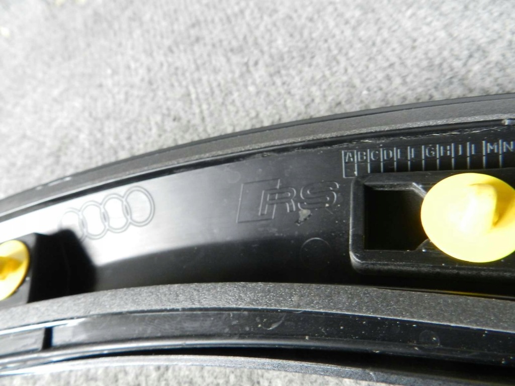 фото №8, Audi rsq8 молдинг крила перед ліва права сторона