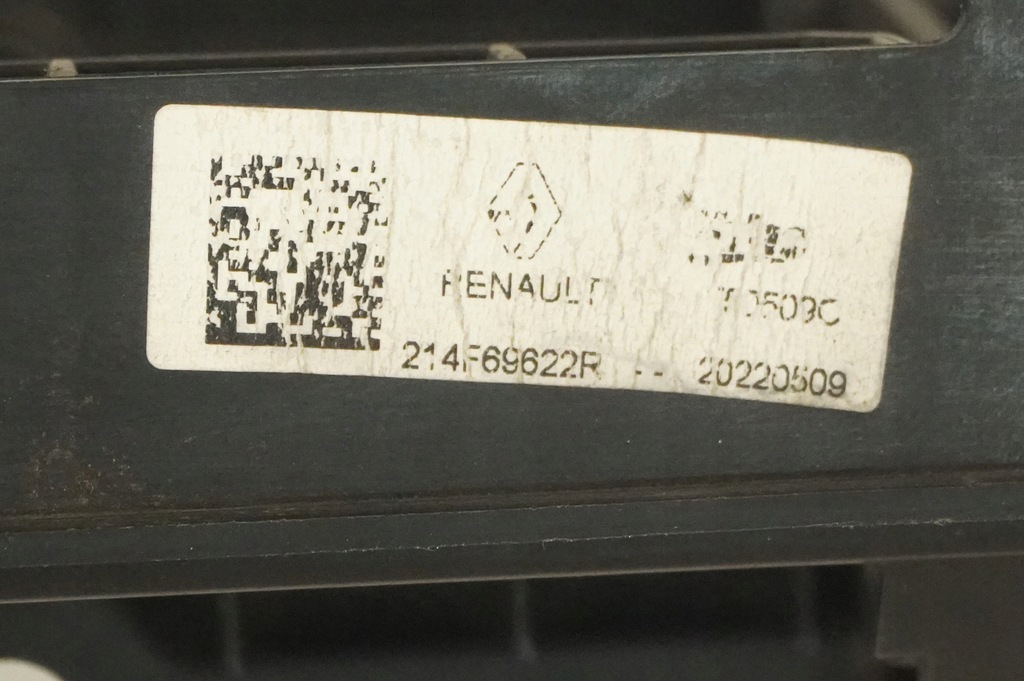 фото №10, Renault arkana жалюзи шторка воздуховод воздуха радиатора оригинал