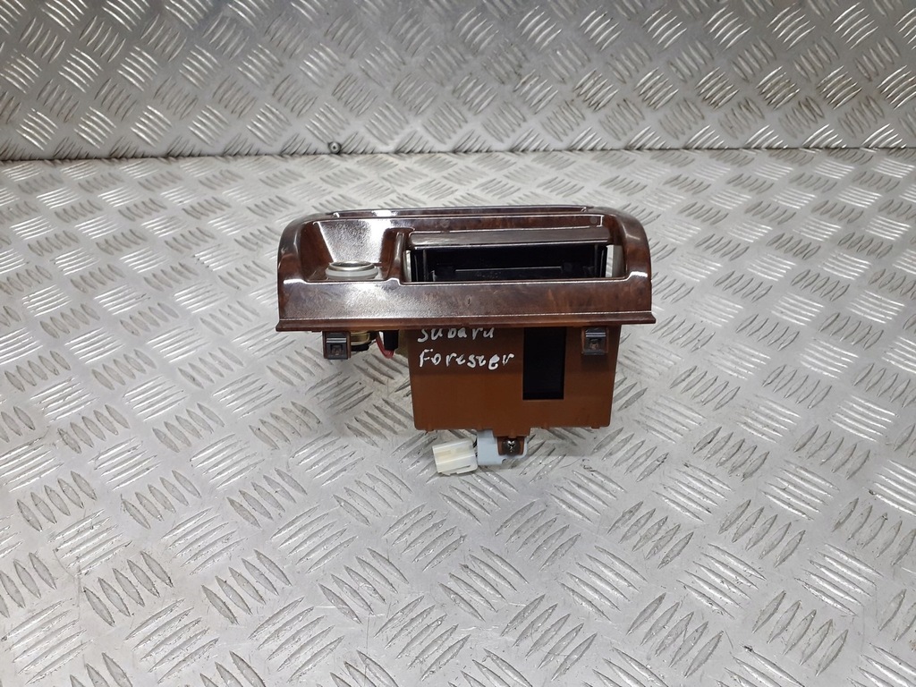 фото №6, Консоль средняя + пепельница subaru forester