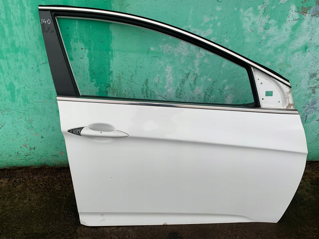 фото №1, Hyundai i40 11-19 дверь правое передние белый
