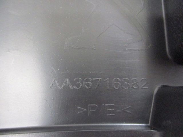 Peugeot 5008 рестайлінг  напрямна кронштейн бампера лівий правий Доставка