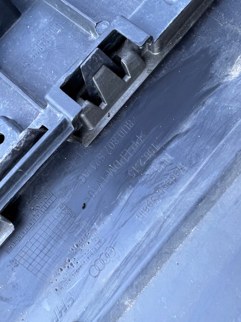 Купить Audi q3 s-line бампер задний задняя 8u0