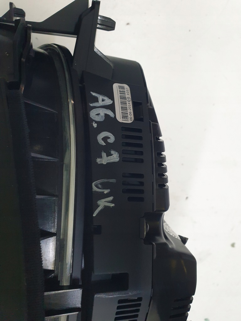 фото №8, Лічильник прилади audi a6 c7 uk 4g89209505