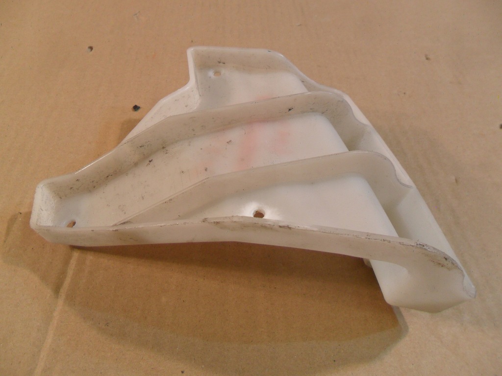 фото №10, Peugeot 4007 кронштейн лампы правый перед