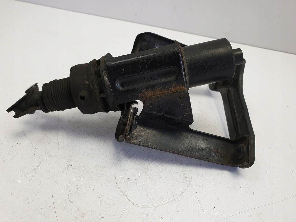 фото №7, Lexus is220 is ii омыватель передней лампы