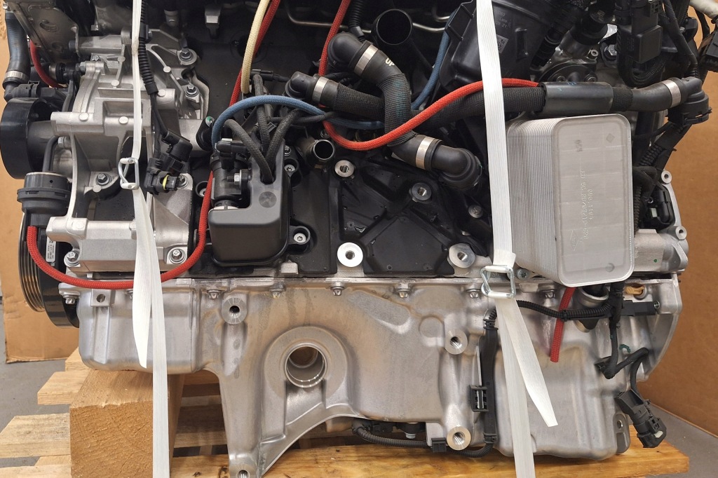 Bmw x3 g01 x4 g02 7 g11 g12 g15 5 g30 b57 двигатель комплектный  b57d30b 320 km с Разборки