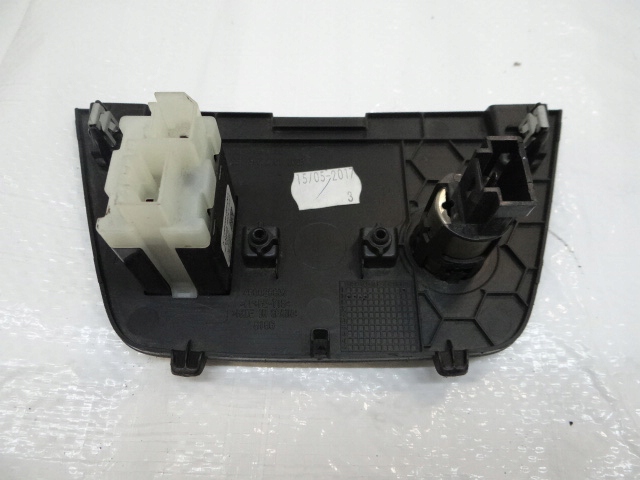 фото №5, Opel crossland x заглушка роз'єм port usb 39072762