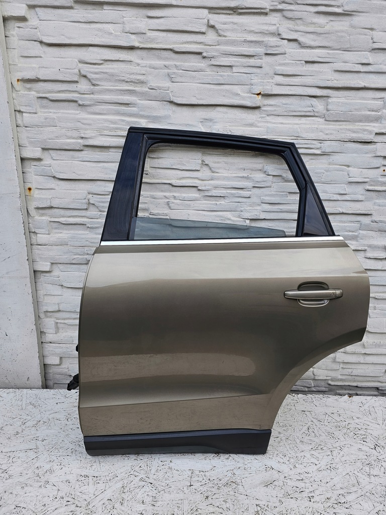 фото №1, Q5 8r дверь левая задние золотой