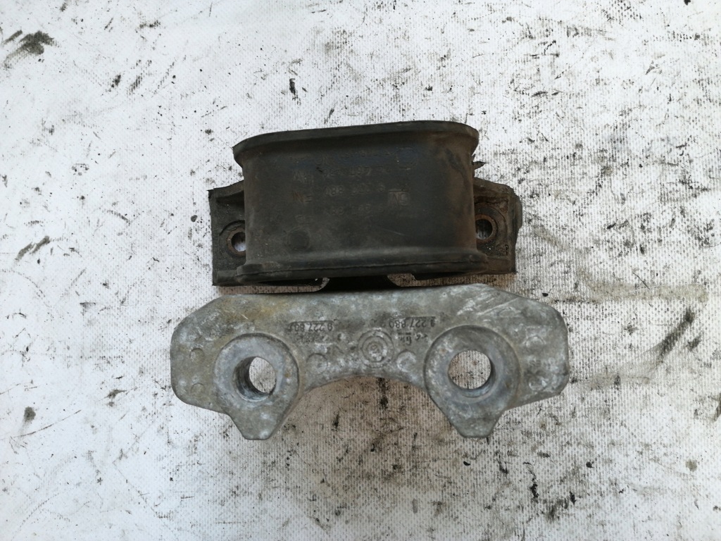 фото №1, 4263 opel meriva a кронштейн подушка 9227880 1.6