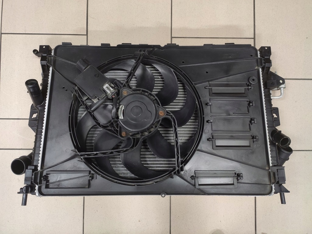 фото №1, Ford kuga mk1 2.5 tb комплект