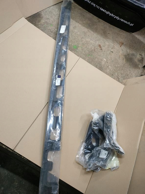 фото №1, Кронштейн напрямна молдинг поріг mercedes x166 w166 nowa оригінал