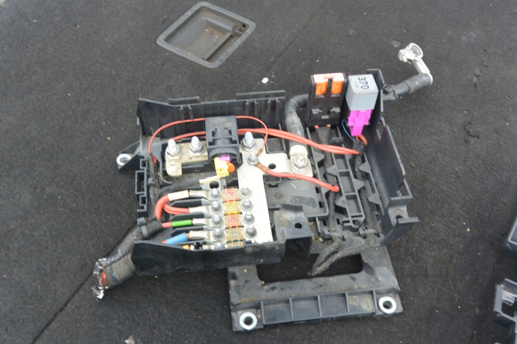 фото №6, Коробка предохранителей корпус audi q7 4l touareg 7l