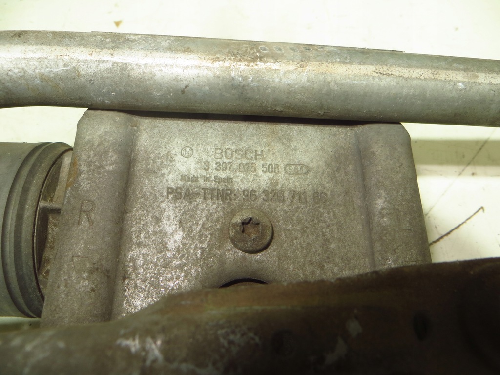 фото №8, Citroen c5 ii lift механизм моторчик дворник перед 0390241700