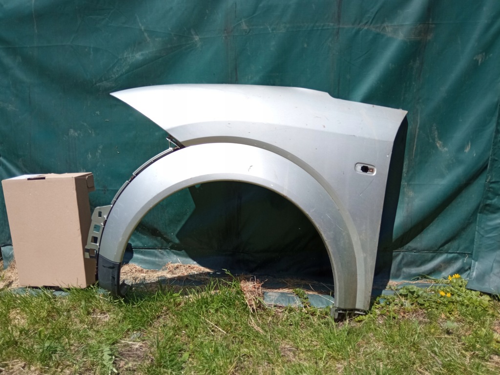 фото №1, Крила перед audi a2