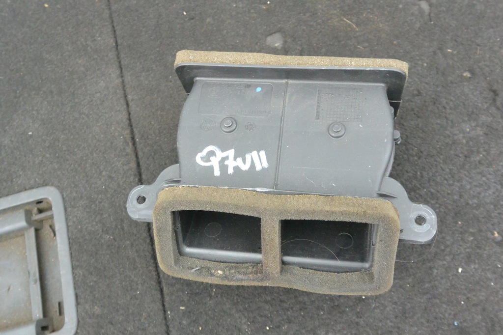 фото №1, Распределитель тёплого воздуха audi q7 4l