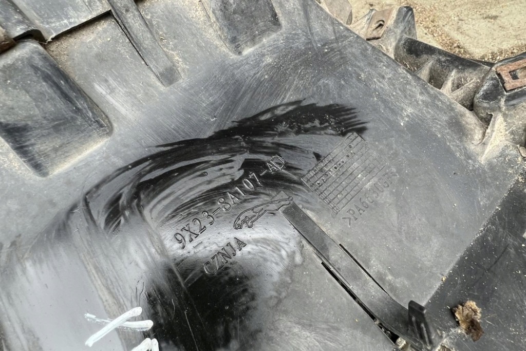 Часть канал впуск воздуха jaguar xf x250 9x238a107ad 3.0l дизель 155kw Цена