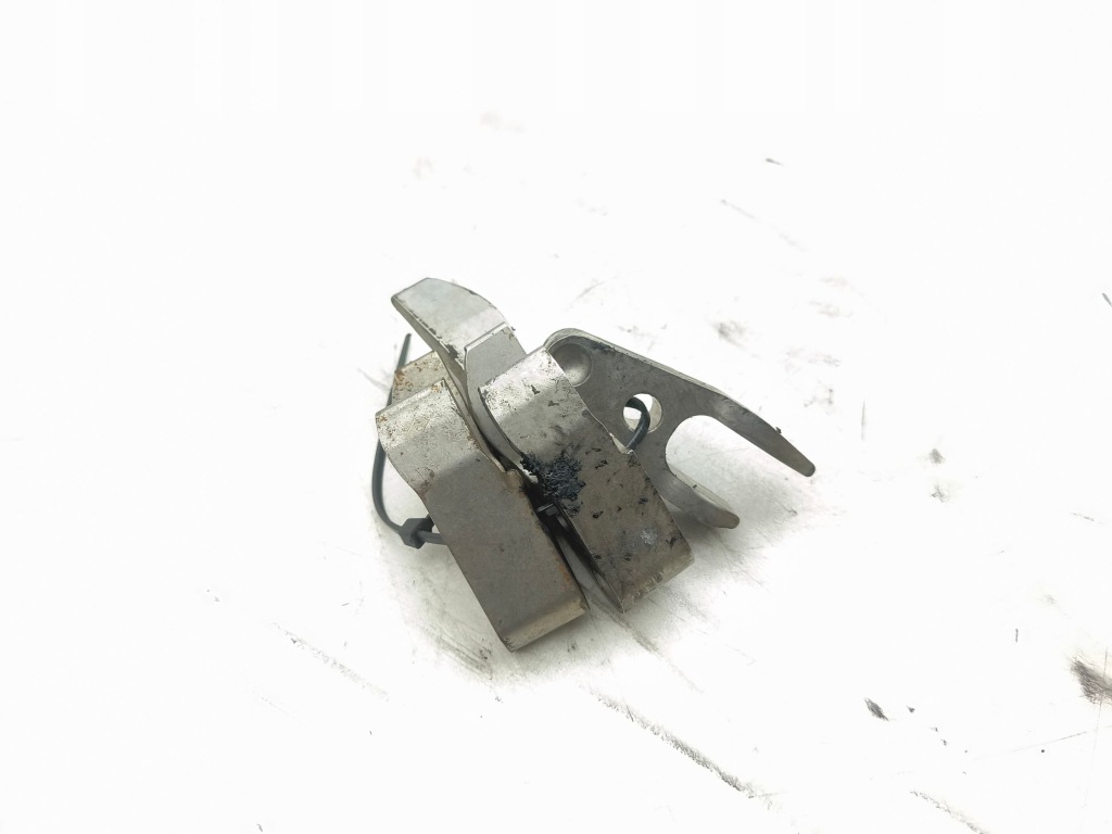 Купити Mercedes-benz ml w166 кронштейн форсунки 2012